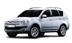 Dywaniki wewnętrzne do Citroena C-Crossera 2007-2013 EU Crossover