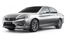 Dywaniki wewnętrzne do Hondy Accord (CR) 2012-2017 IX generacji USA Sedan Hybrid