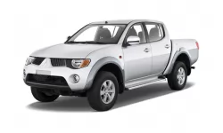 Dywaniki wewnętrzne do Mitsubishi L200 2006 - 2015 IV generacja UAE Pickup