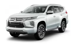 Dywaniki wewnętrzne do Mitsubishi Pajero Sport 2019 - ... Podstawka do crossovera EU III generacji