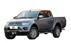 Dywaniki wewnętrzne do Mitsubishi L200 2006 - 2015 IV generacja UAE Pickup kierownica z prawej strony