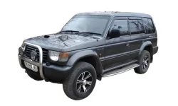 Dywaniki wewnętrzne do Mitsubishi Pajero Wagon (V20) 1991 - 1999 II generacja EU Crossover 5-drzwiowy, kierownica po prawej stronie