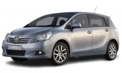 Dywaniki wewnętrzne do Toyoty Verso 2009 - 2018 I generacja EU Minivan 5-osobowy